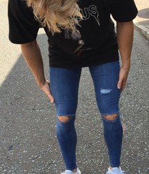 Skinny jeans 5f88a1424224b.jpg