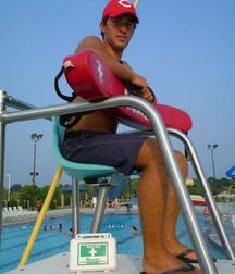 Swimmers and beach boys 5f89f76c6a837.jpg