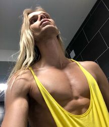 Sexy perfect body 5f8c5c06c120a.jpg