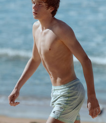 Gorgeous male models 5f8cb7e092efd.jpg