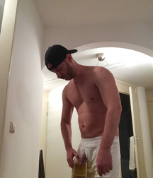 Golden showers 5f8f08f558b47.jpg