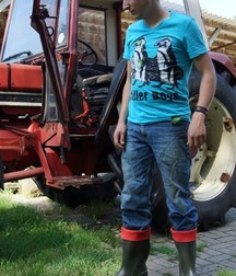 Farmboys in rubber boots 5f8f63ff2c3b6.jpg