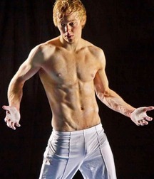 Redheads and blondes 5f903021e83a8.jpg