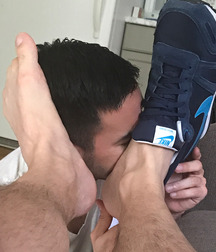 Sucking on guys feet and toes 5f9030a99432d.jpg