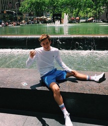 Starring at twinks beauty 5f9097b0534df.jpg