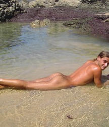 Outdoor hotties 5f9319a942327.jpg