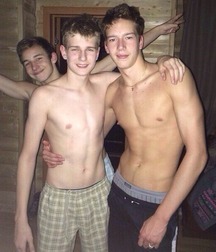 Highschool beauties 5f935fce1fd54.jpg