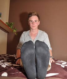Boys amazing smelly feet 5f945a8c885c3.jpg