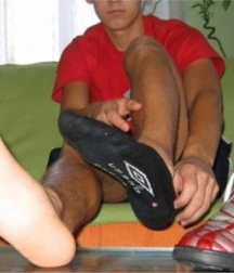 Boys amazing smelly feet 5f945adc4f5c0.jpg