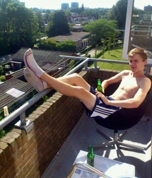 Boys amazing smelly feet 5f945b1a285f1.jpg