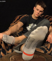Boys amazing smelly feet 5f945b26f3d87.jpg