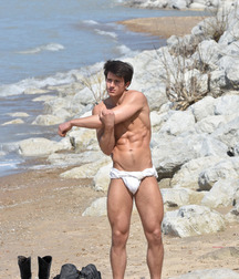 Booted hunks 2 5f949ebbd10ff.jpg