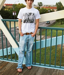 Barefoot and flip flops 5f94ba0110c86.jpg