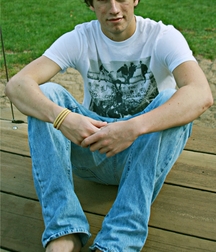 Barefoot and flip flops 5f94ba03696f9.jpg