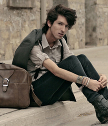 Boys in fashion boots 5f9589d0afd99.jpg
