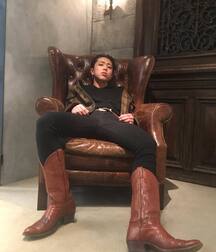 Boys in fashion boots 5f9589e5e5953.jpg