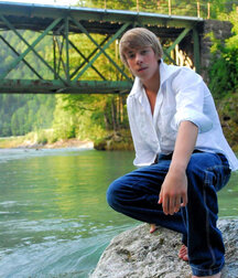 Blondes are pure beauty 5f9593a392e11.jpg