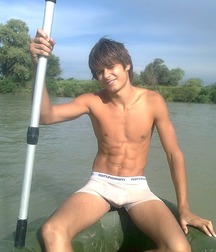 Twinks are eye catchers 5f959db245355.jpg