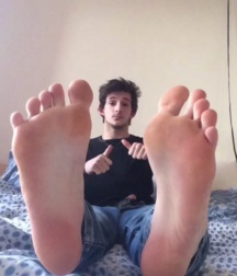 Jeansboys barefoot 5f95b141c0a91.png
