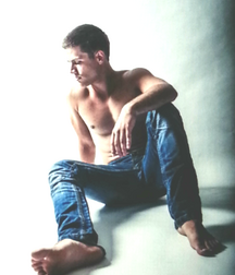 Jeansboys barefoot 5f95b1455f36e.png