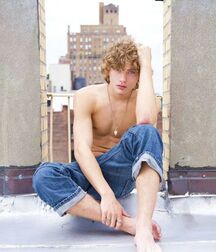 Jeansboys barefoot 5f95b16fbe0f7.jpg