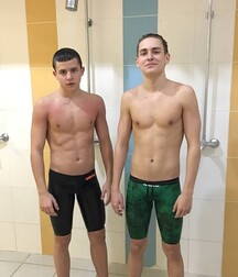 Twinks in leather and sportsgear 5f9730a95c716.jpg