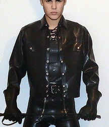 Boys into fetish games 5f973b06453dc.jpg