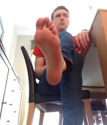 Worship a friends feet 5f99b7a71fa55.jpg