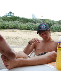 Boy beauties barefoot 5f9acdb71bb09.jpg