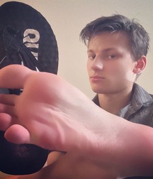 Boy beauties barefoot 2 5f9ace595ebfb.jpg