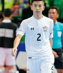 Guys in shorts 5f9acfb4aff3b.jpg