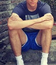 Guys in shorts 5f9acfbce1a07.jpg
