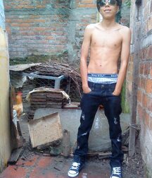 Shirtless boys stunning bodies 5f9b2b33a34d9.jpg