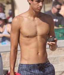 Shirtless boys stunning bodies 5f9b2b544453e.jpg