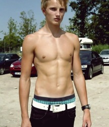 Shirtless boys stunning bodies 5f9b2b5ee9954.jpg