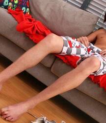Twinks barefoot 5f9ebc420d459.jpg