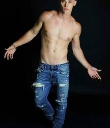 Twinks barefoot 5f9ebc62455eb.jpg