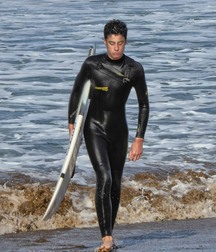 Surfers and divers 5f9f31308d0c4.jpg