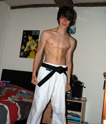 Karate and Kick-boxers 5f9f4c92e1761.jpg