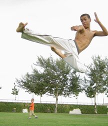 Karate and Kick-boxers 5f9f4ccf15b50.jpg