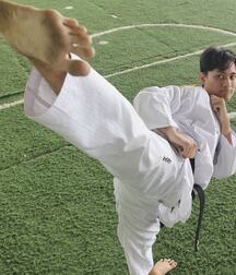 Karate and Kick-boxers 5f9f4ce12aa26.jpg