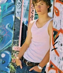 Beautiful boys in town 5fa0333b68dde.jpg