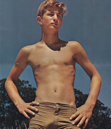 Beautiful boys in town 5fa0333f9deeb.jpg