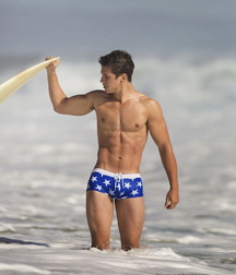 Young Adonis 5fa058a0e72fe.jpg