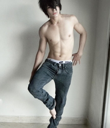 Handsome 5fa193669e25c.jpg