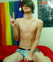 Handsome 5fa193736e8bc.jpg