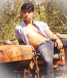 Handsome 5fa1937c52652.jpg