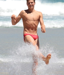 Boys sports style bodies 5fa2f211eb8a7.jpg