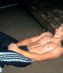 Boys sports style bodies 5fa2f224d55fd.jpg
