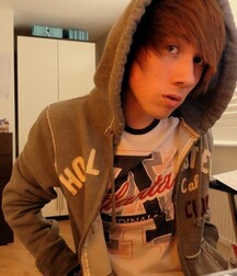 EMOs 5fa31f5e9bc50.jpg